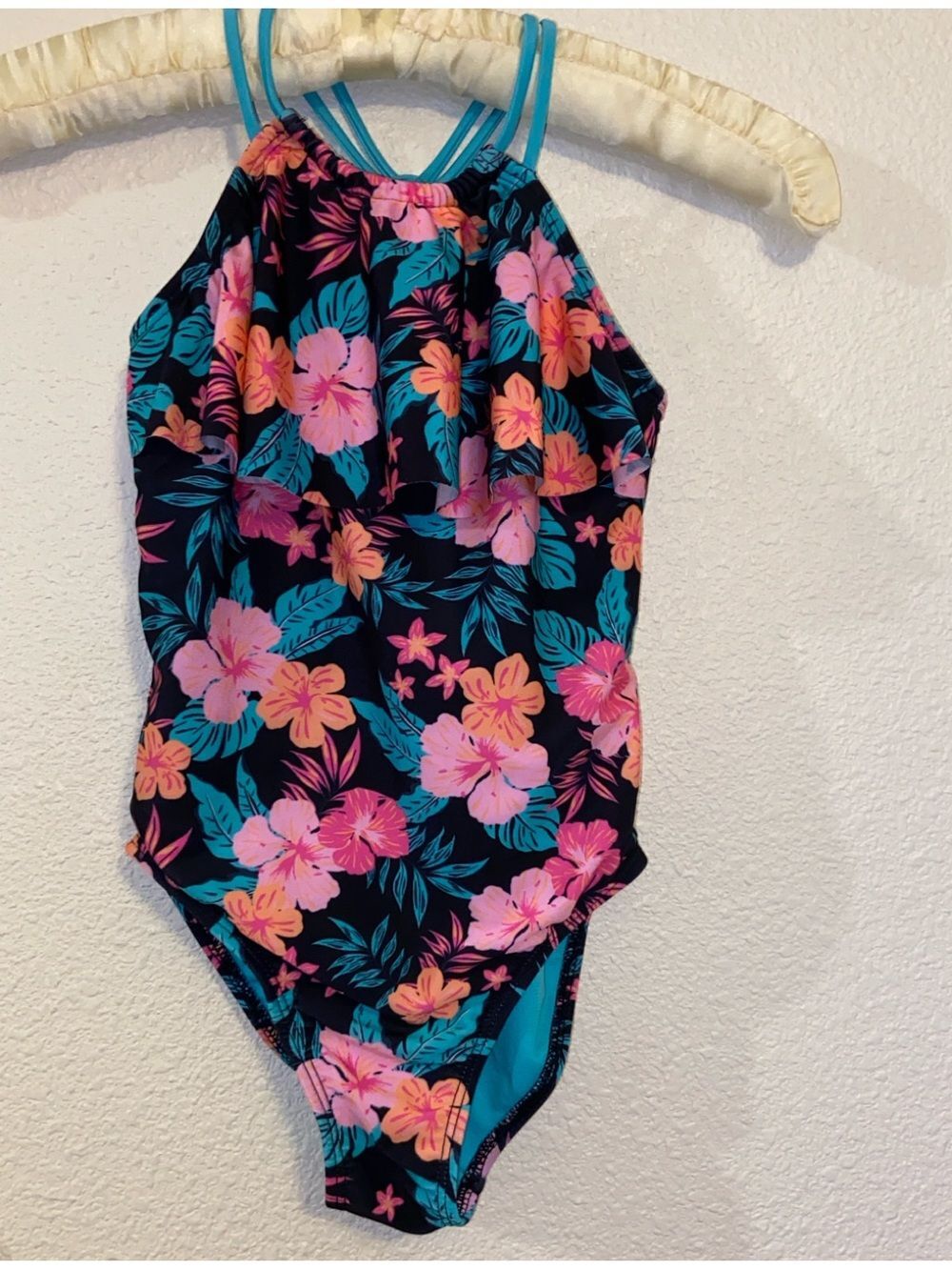 Wonder Nation Bright Turquoise Active Top with Stretch Girl Swim Size S (6-6X)